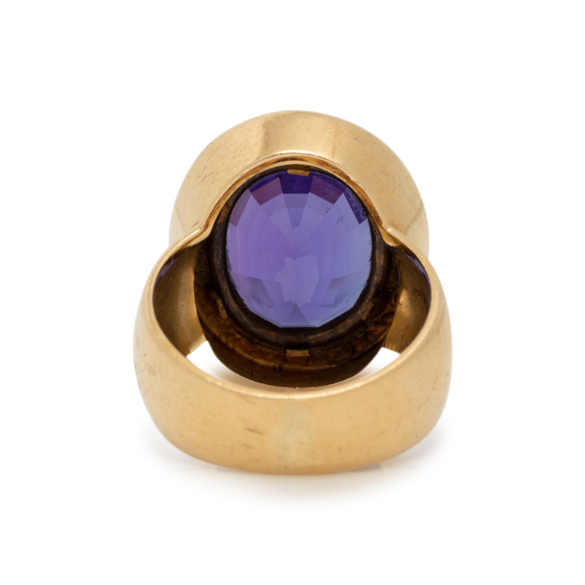 YELLOW GOLD AND TANZANITE RING
