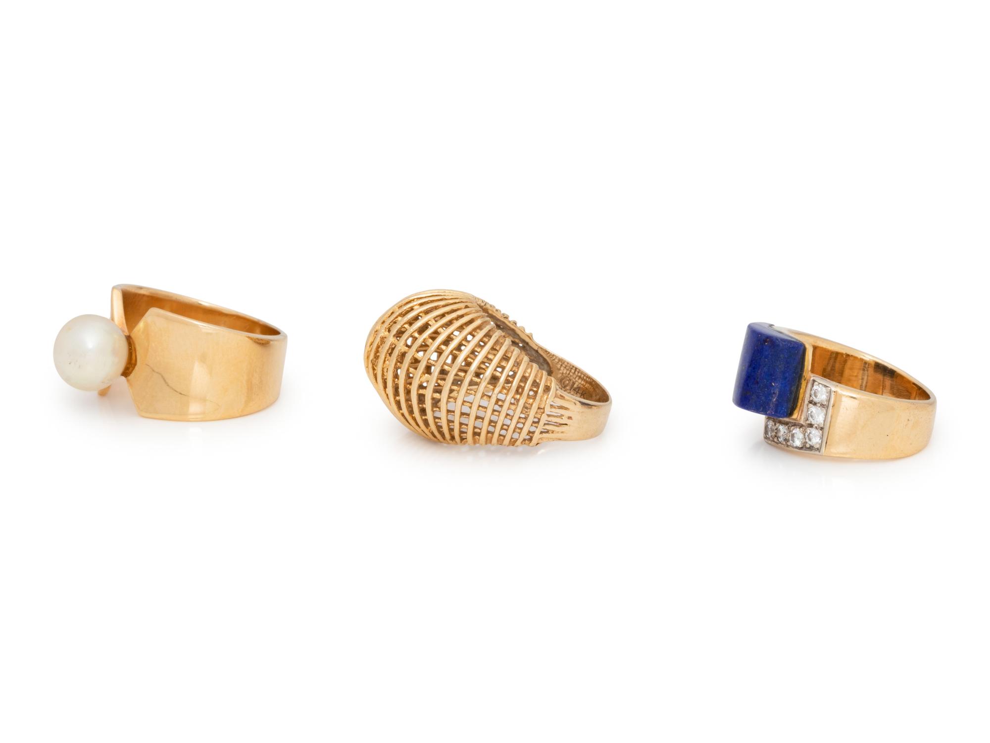 A Collection of Yellow Gold Rings,