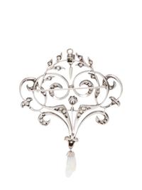 EDWARDIAN, DIAMOND AND PEARL BROOCH