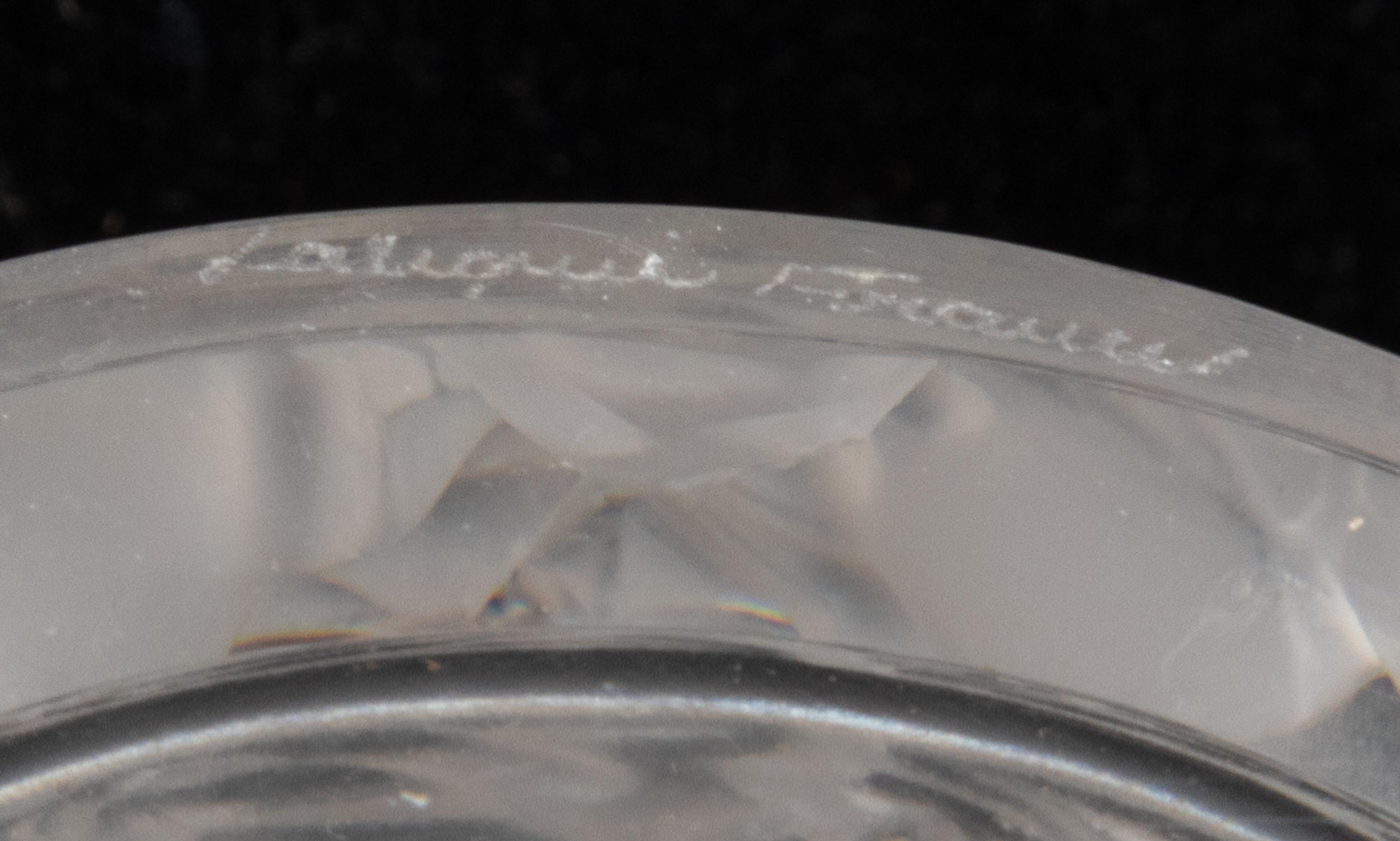 A Lalique Bagatelle Vase