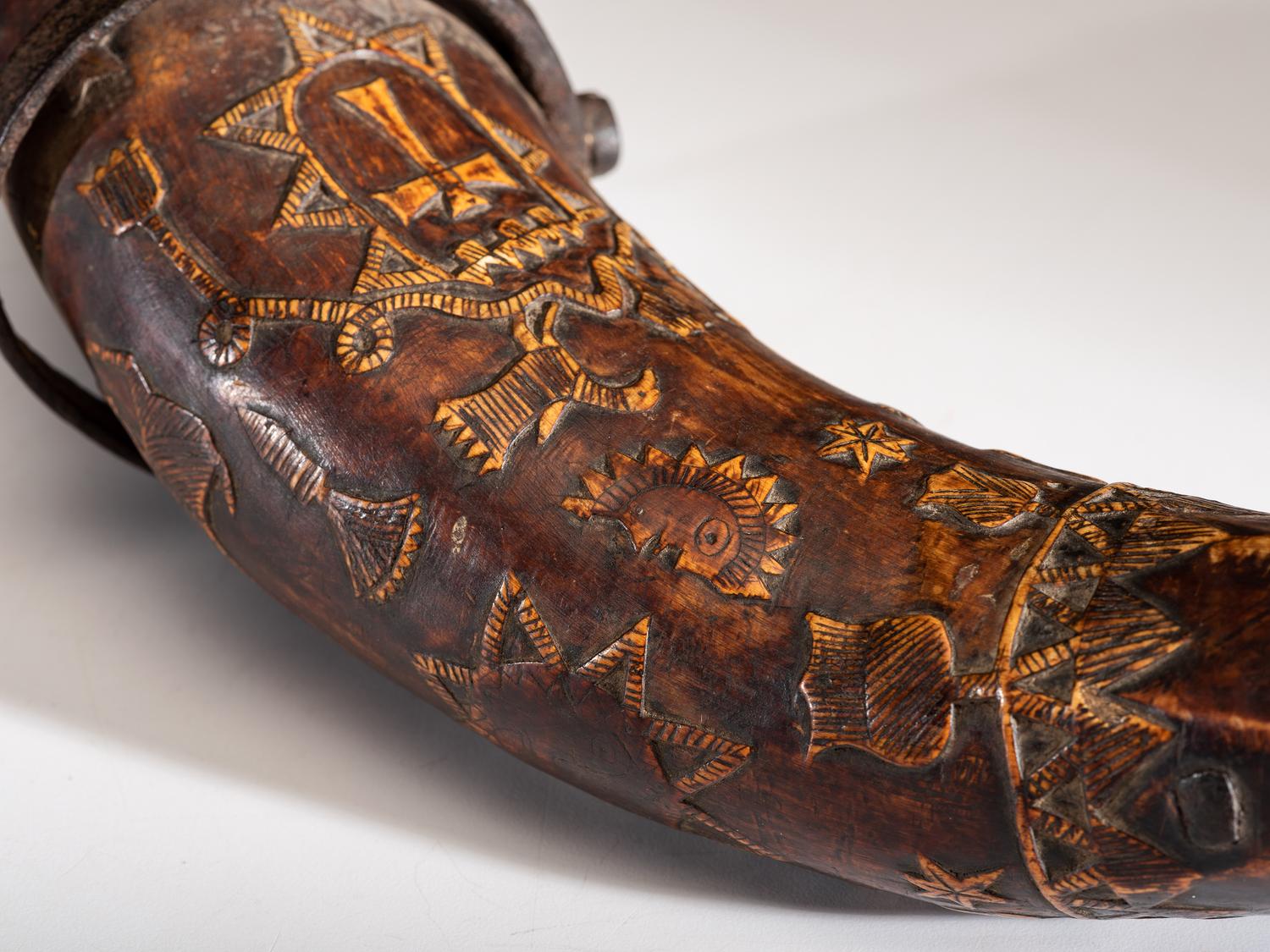 Early Spanish Powder Horn