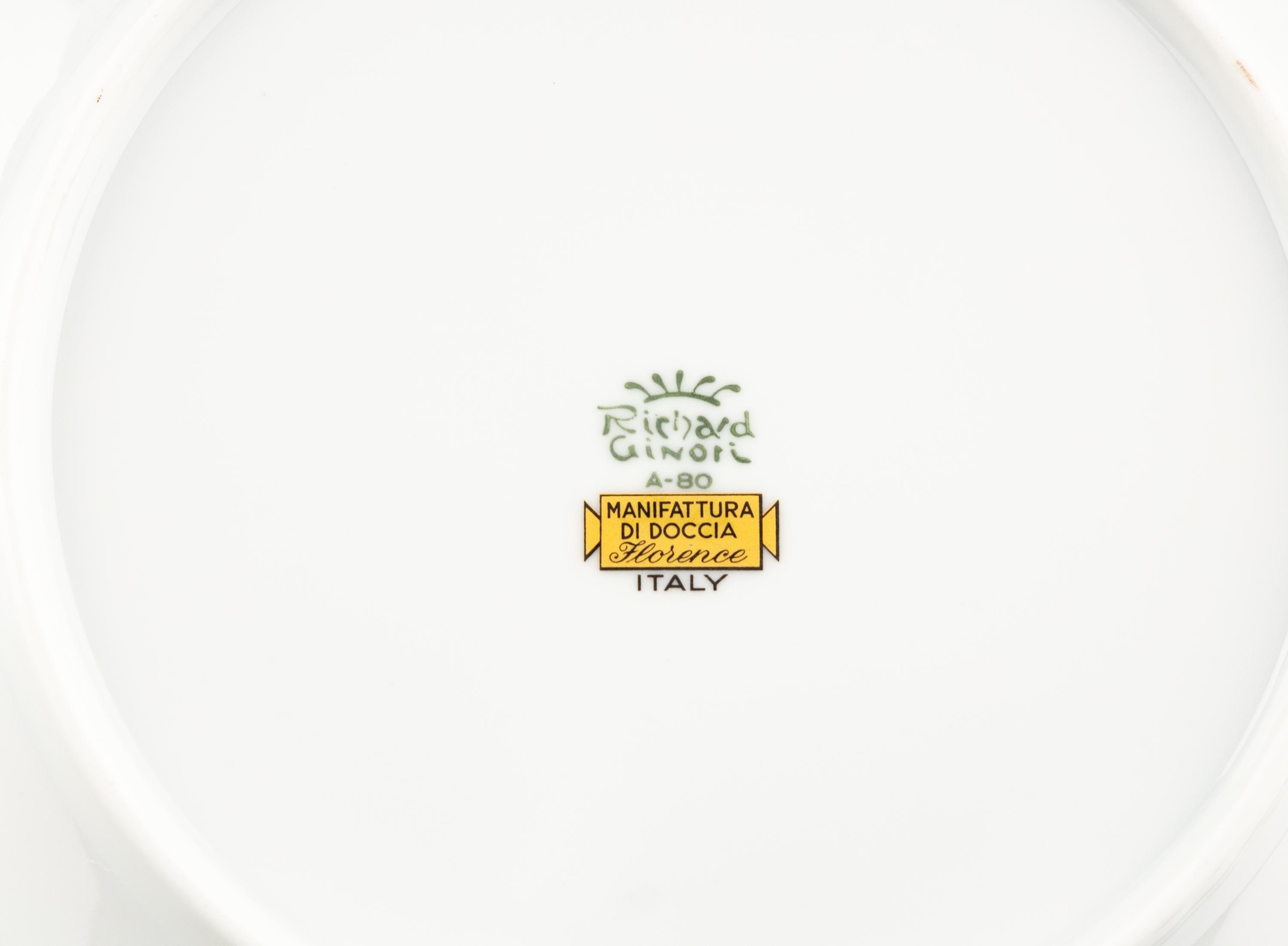 A Richard Ginori Quenelle Porcelain Fish Service
