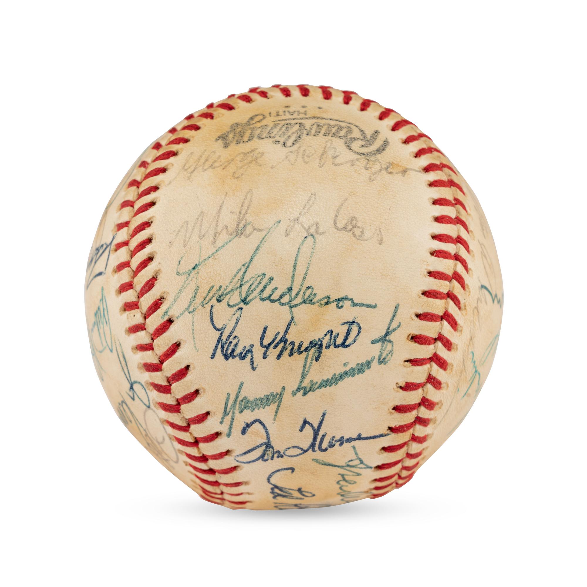 A 1978 Cincinnati Reds Team Signed Autograph Baseball