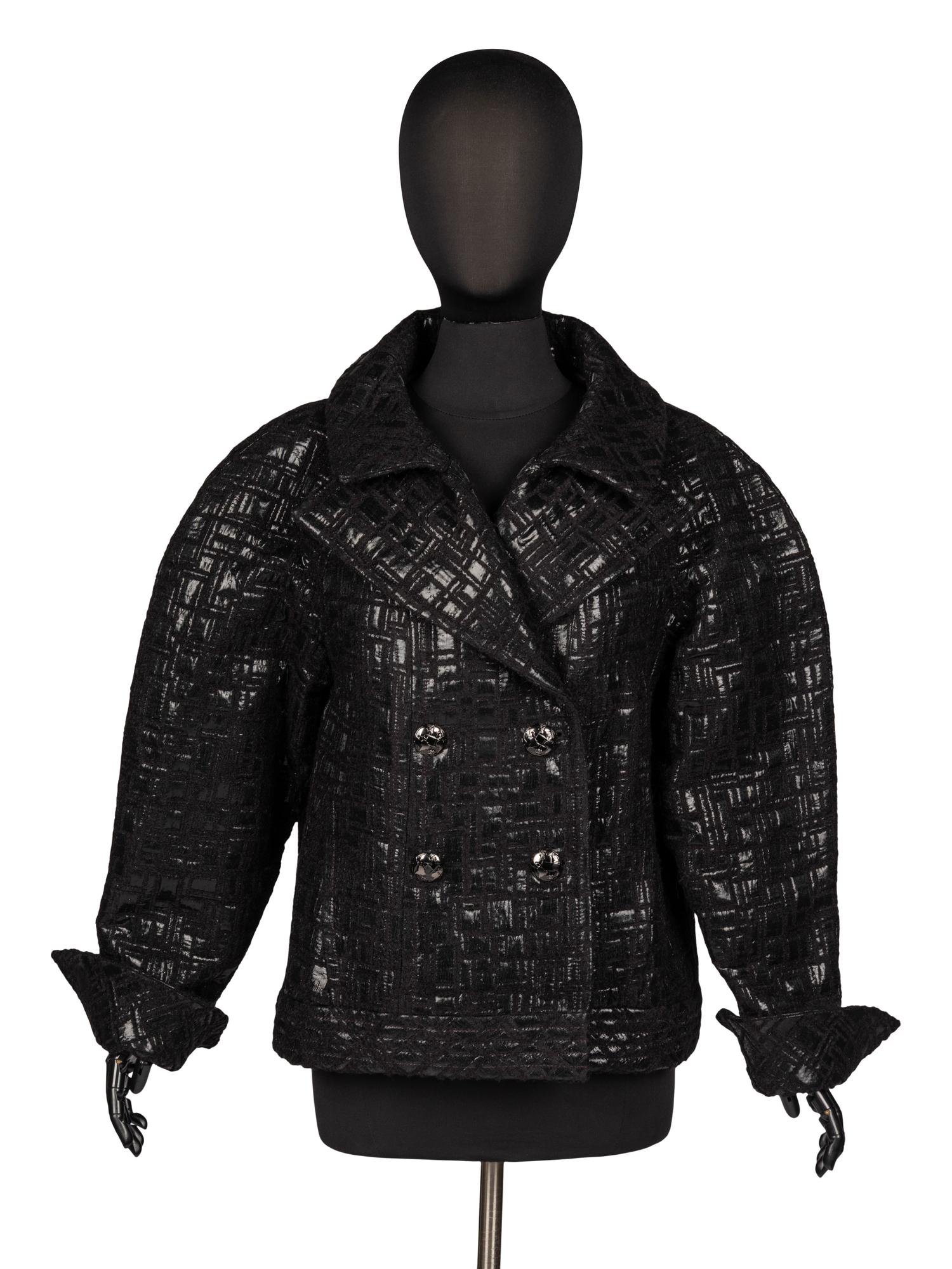 EXCEPTIONAL CHANEL, BLACK LAMÉ TWEED JACKET
