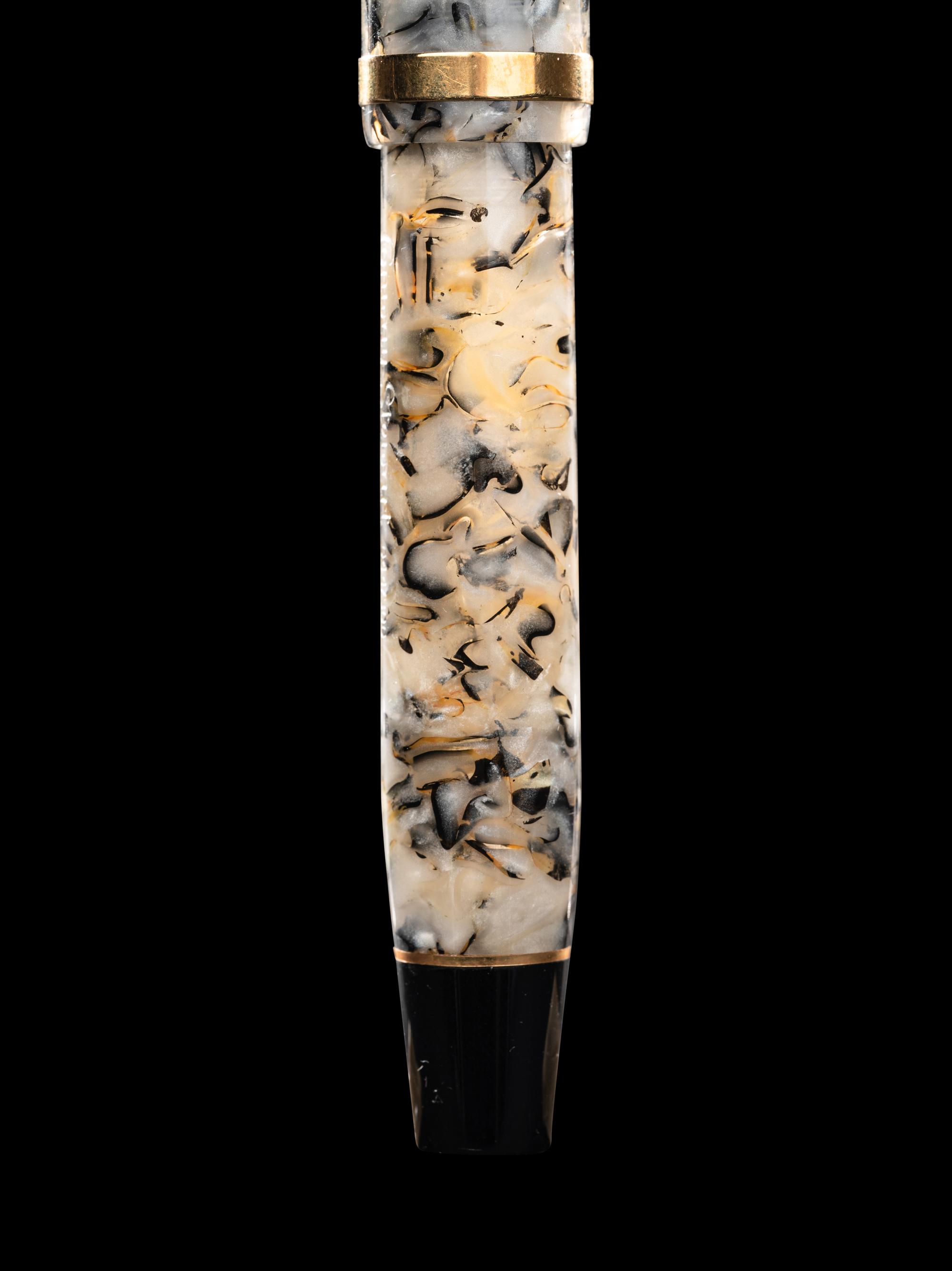 Conway Stewart: Churchill-White Tiger Limited Edition Fountain Pen and Ink Set