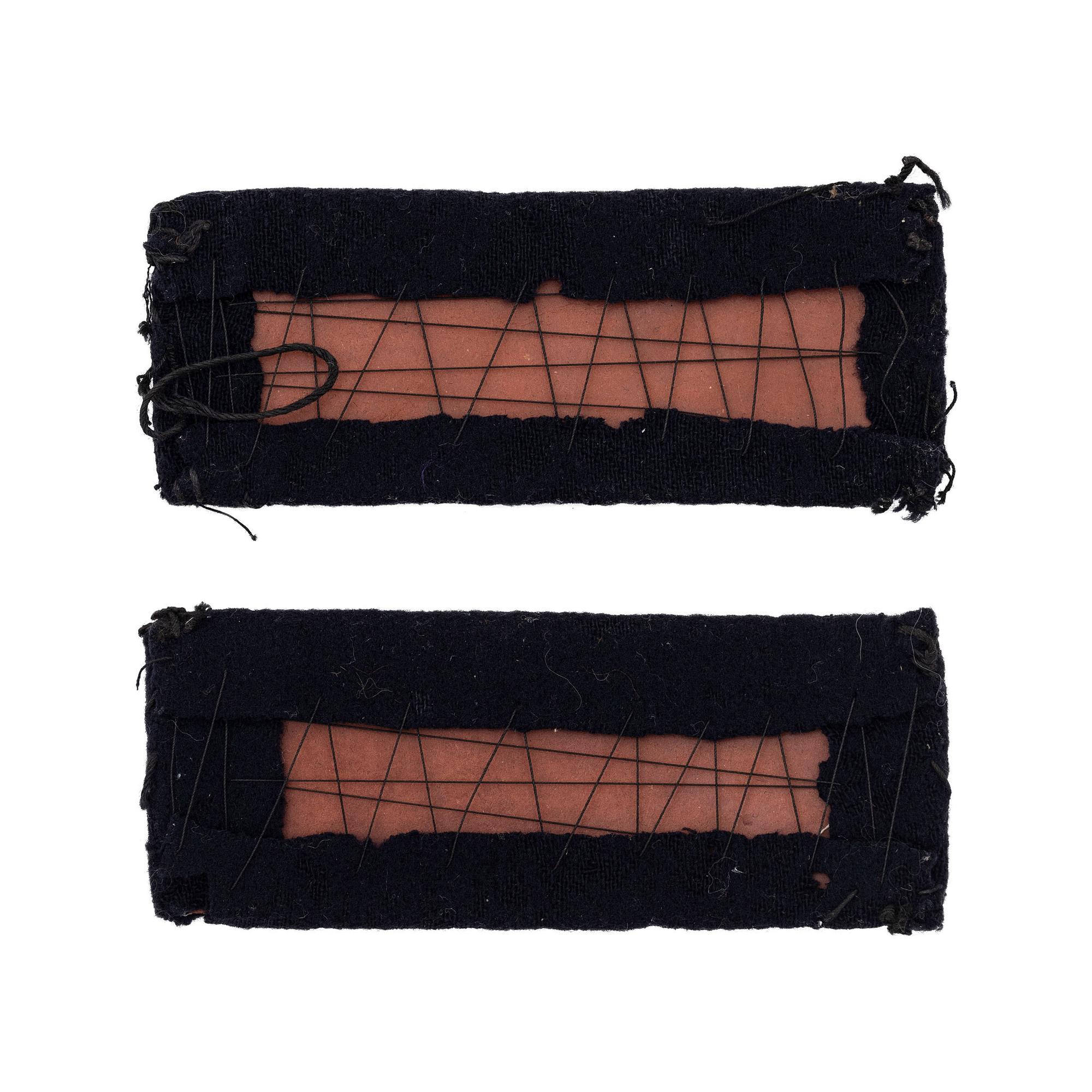 Pair of Gold Bullion Major's Shoulder Straps on Dark Blue Field
