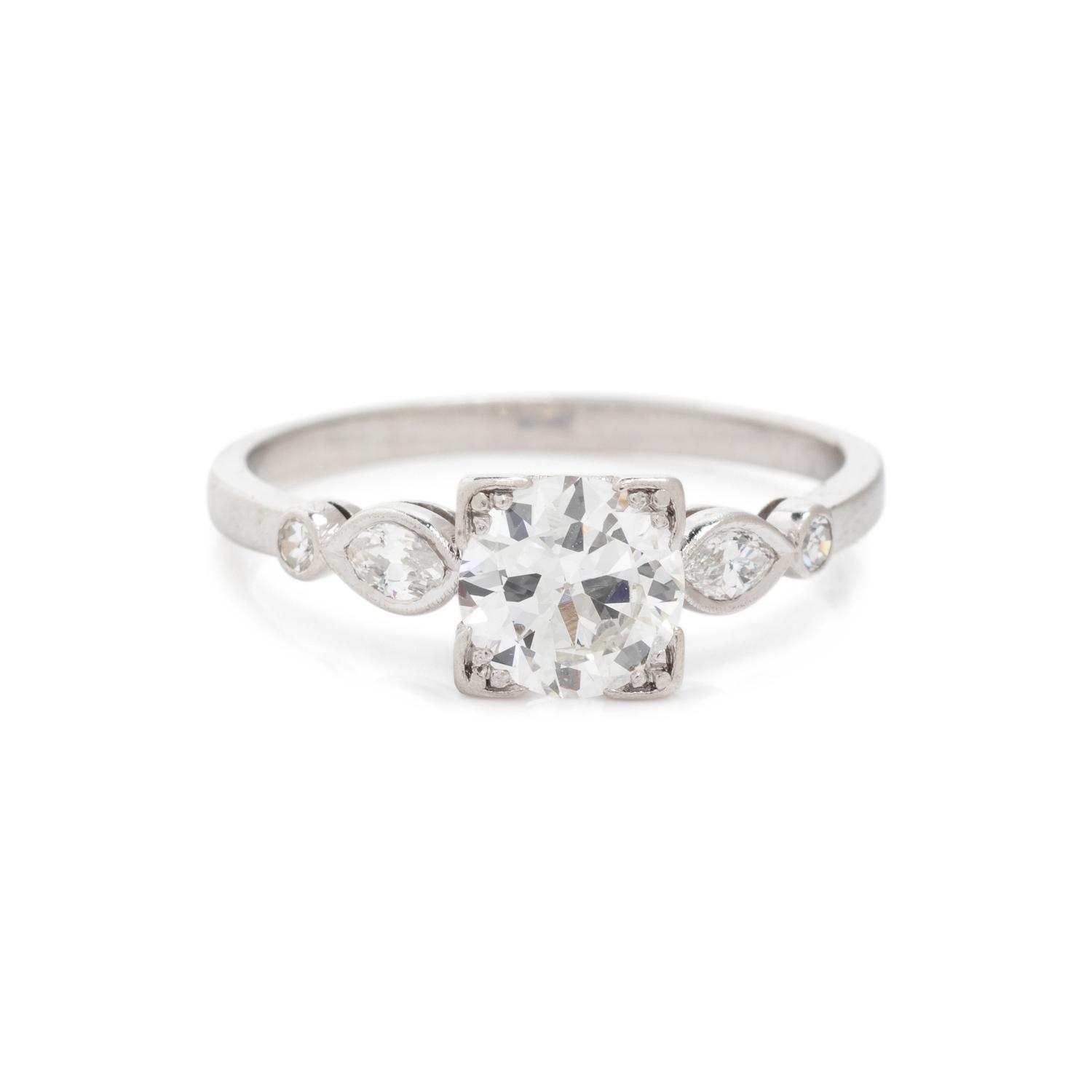 DIAMOND RING