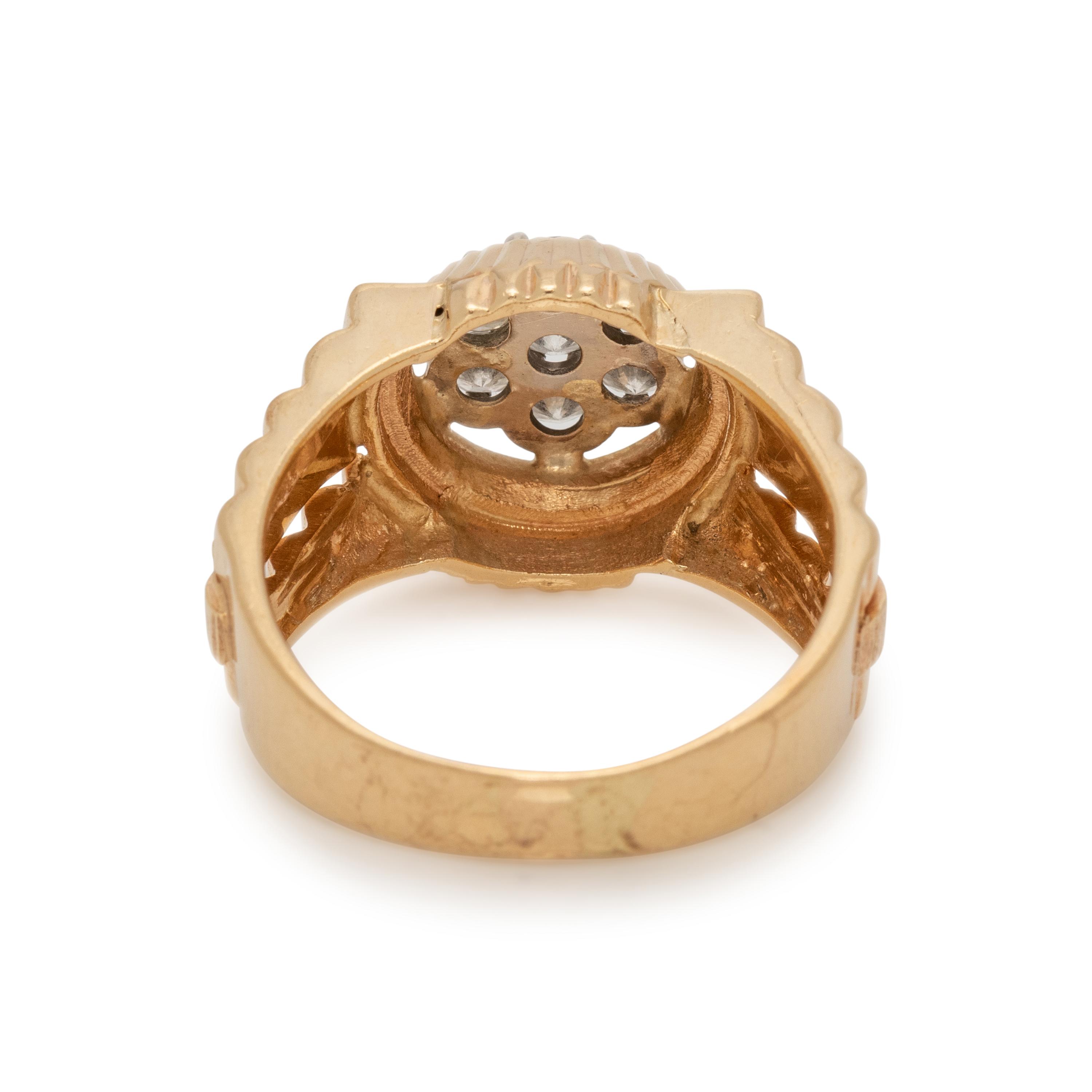 YELLOW GOLD AND DIAMOND RING