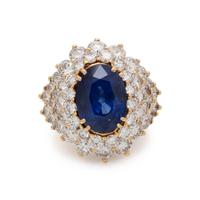 SAPPHIRE AND DIAMOND RING