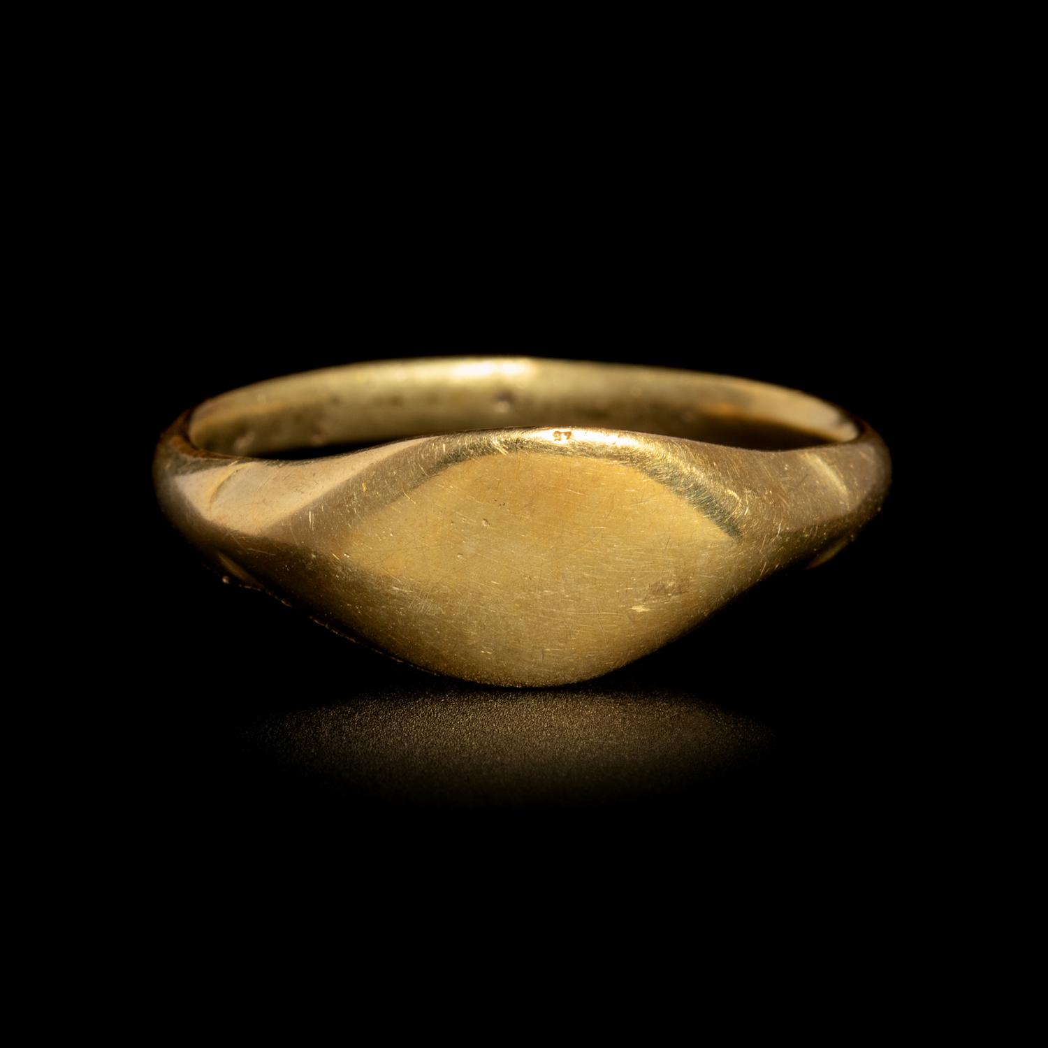 A Roman Gold Finger Ring