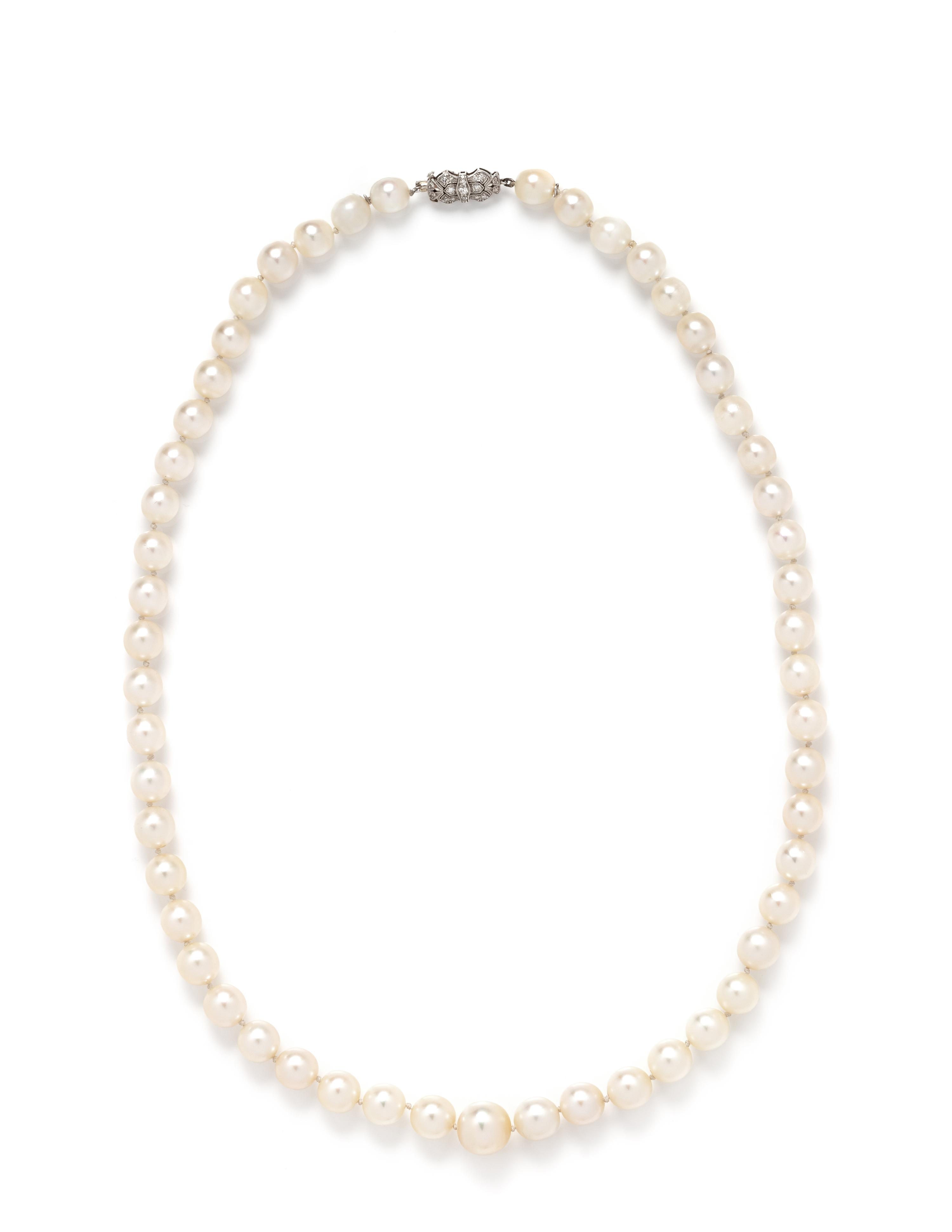 CULTURED PEARL NECKLACE