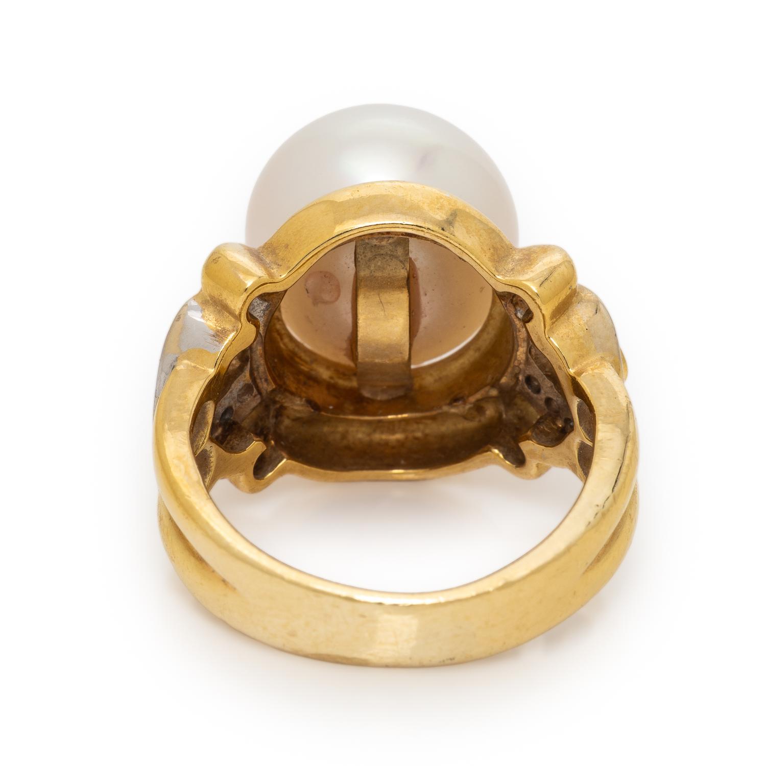 Cultured Pearl and Diamond Ring