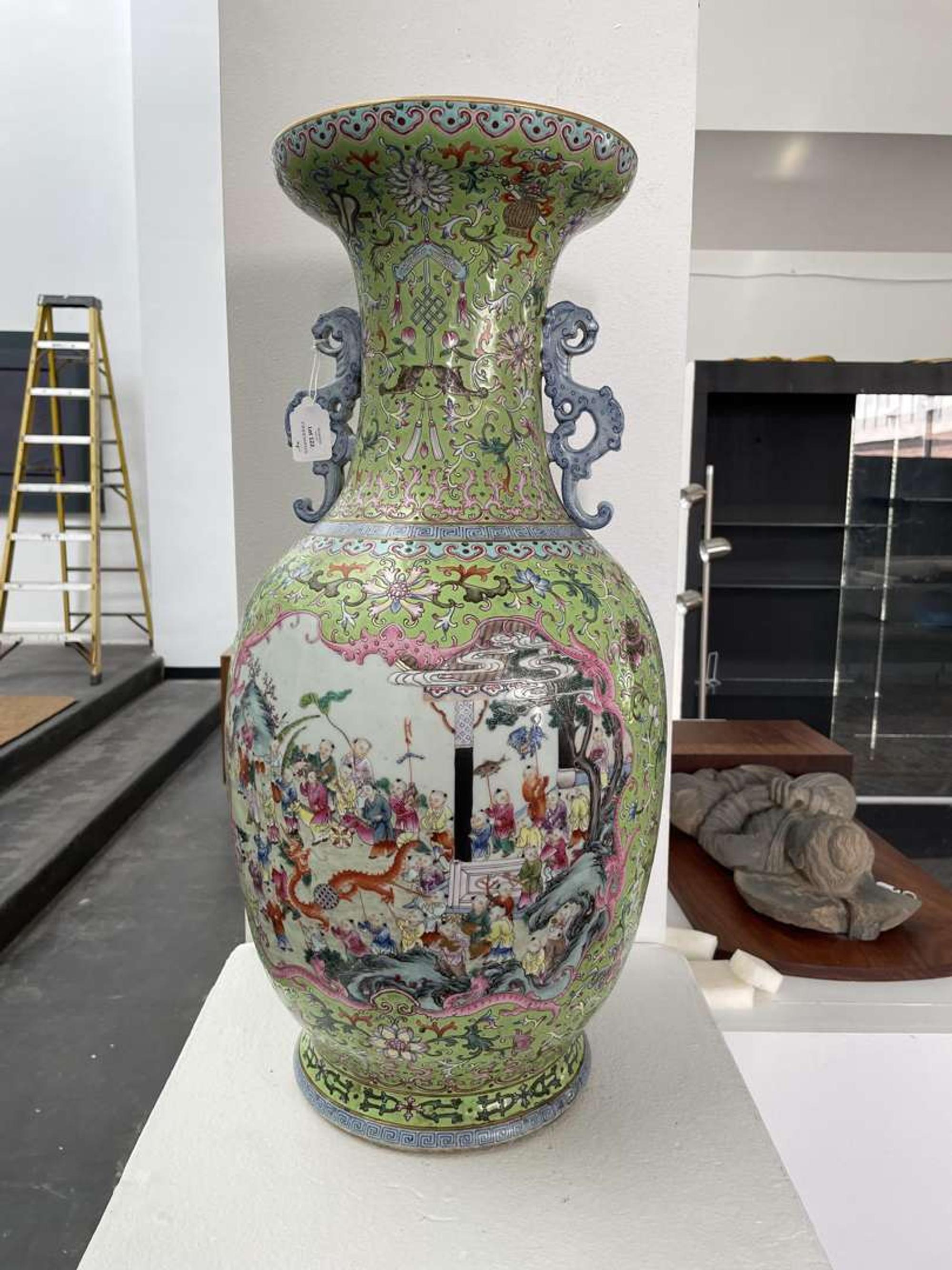 A large Chinese famille rose-decorated "Boys" Vase 粉彩嬰戲圖開光雙耳大瓶 Jiaqing mark ???
