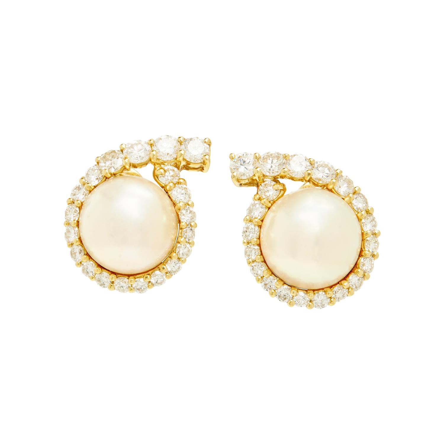 CULTURED MABE PEARL AND DIAMOND CLIP EARRINGS