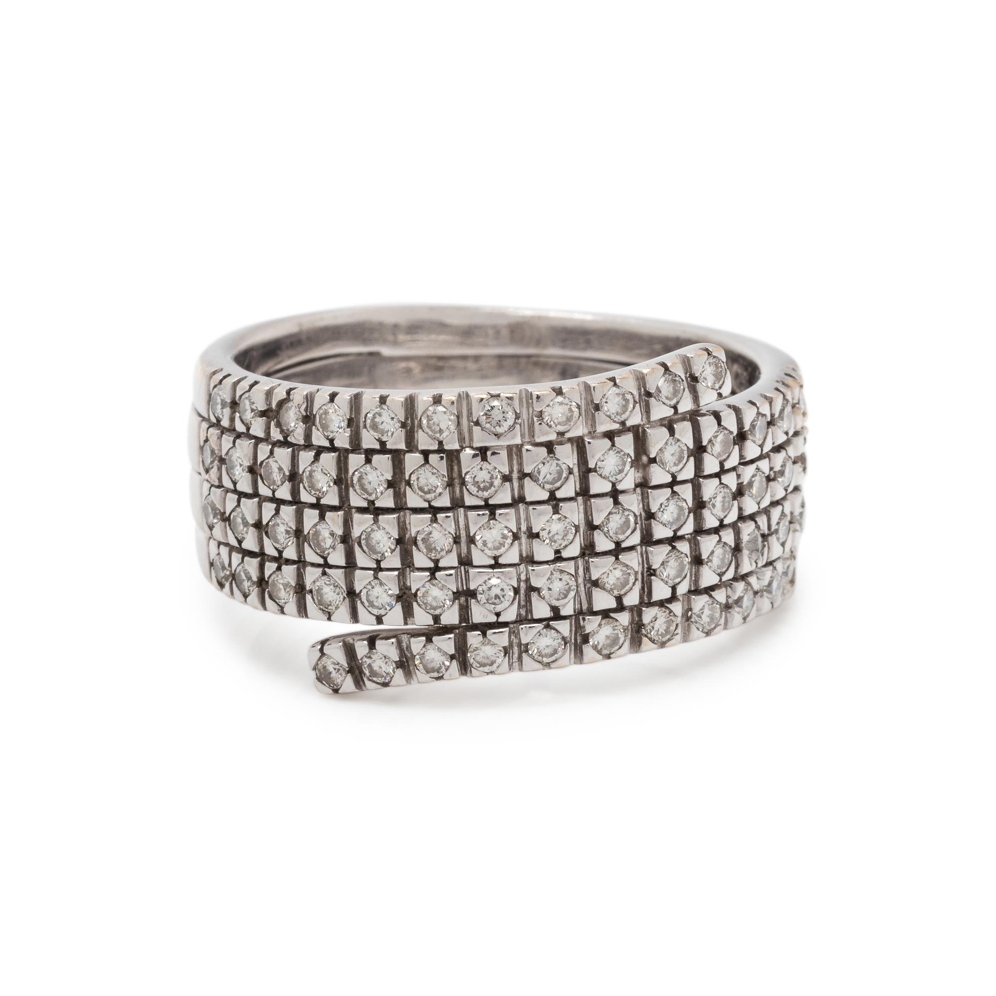 WHITE GOLD AND DIAMOND RING