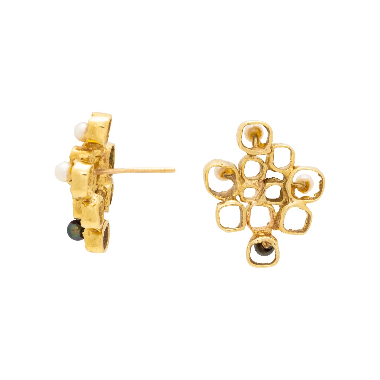 COLLECTION OF YELLOW GOLD AND CULTURED PEARL JEWELRY