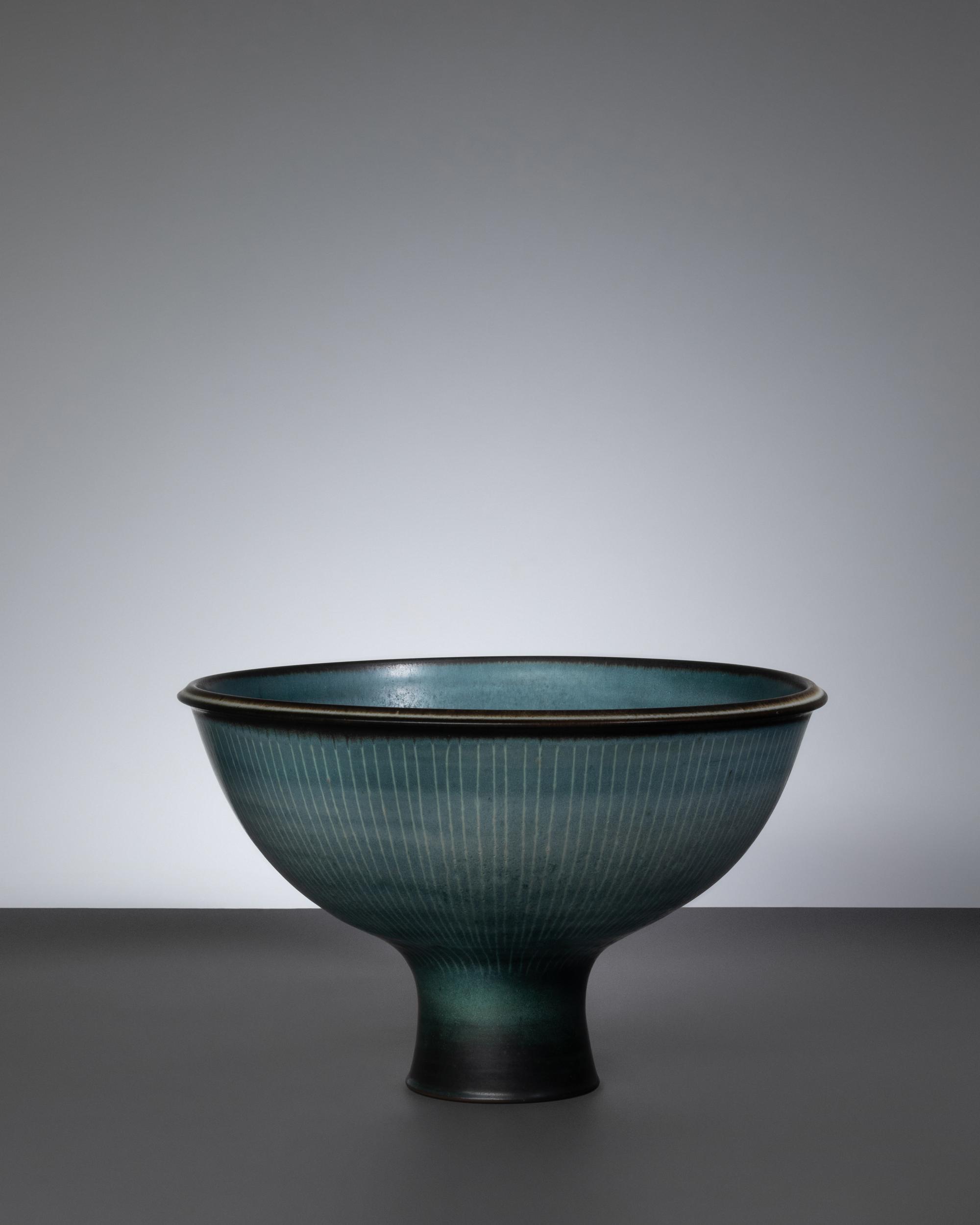 Large Footed Bowl
