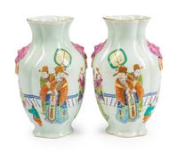 A Pair of Chinese Export Porcelain Vases