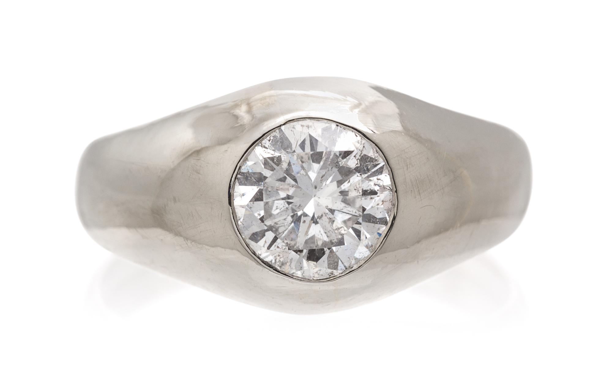 A 14 Karat White Gold and Diamond Ring, 2.90 dwts.