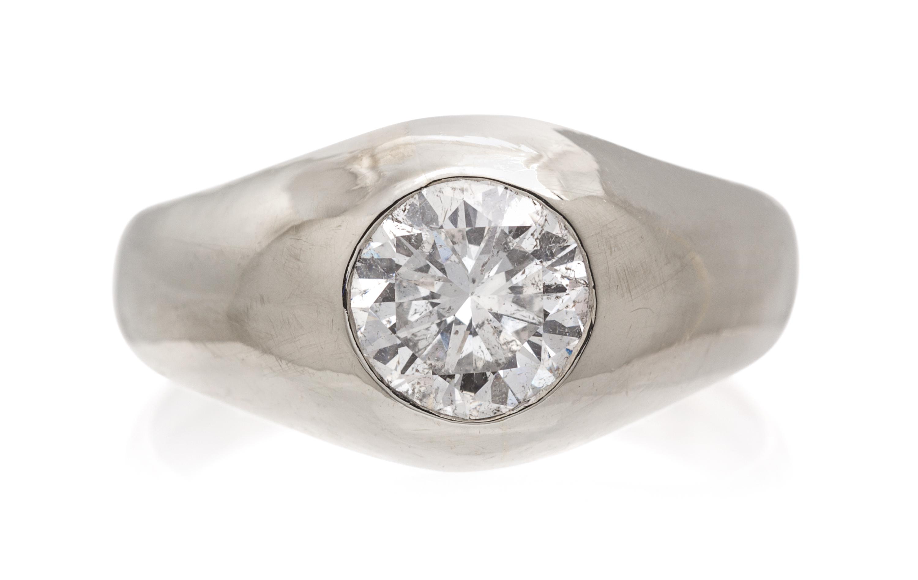 A 14 Karat White Gold and Diamond Ring, 2.90 dwts.