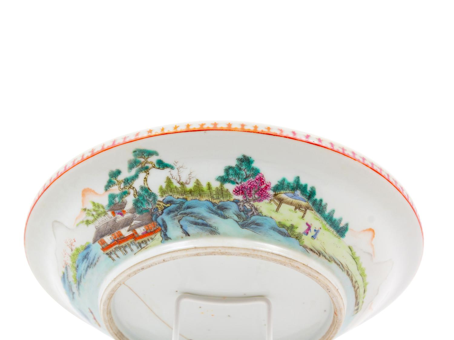 Two Chinese Famille Rose Porcelain Articles