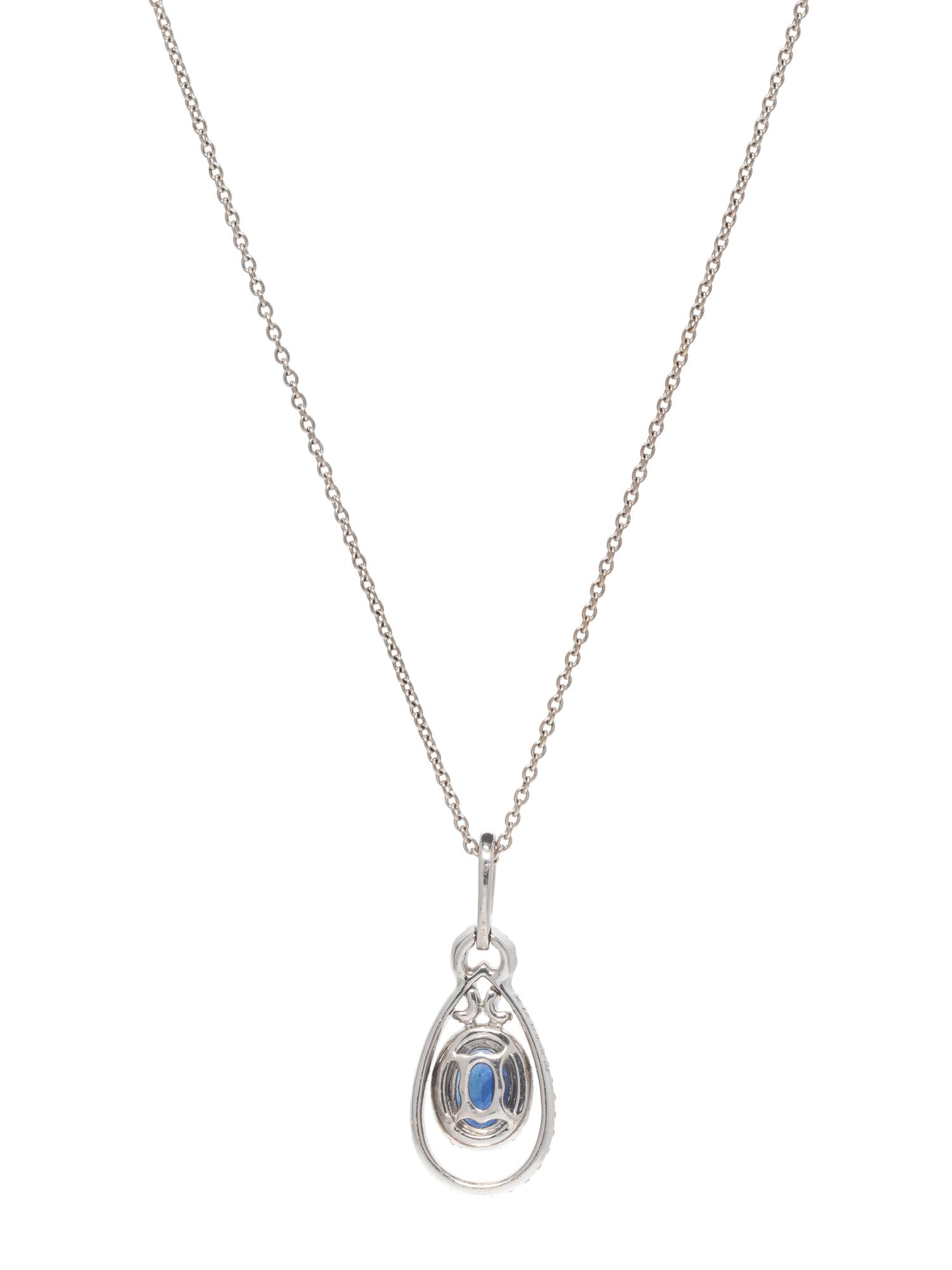 SAPPHIRE AND DIAMOND PENDANT/NECKLACE
