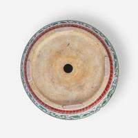 A large Chinese doucai-decorated jardinière 鬥彩大花盆 18th/19th century ???????