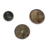 [Civil War]. A group of 3 Confederate buttons. Ca 1863.