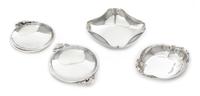 A Group of Four American Silver Dishes, The Randahl Shop, Chicago, IL, comprising a circular example with oyster shell and pearl handle
