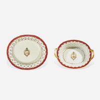 A Chinese Export porcelain fruit basket & stand circa 1785