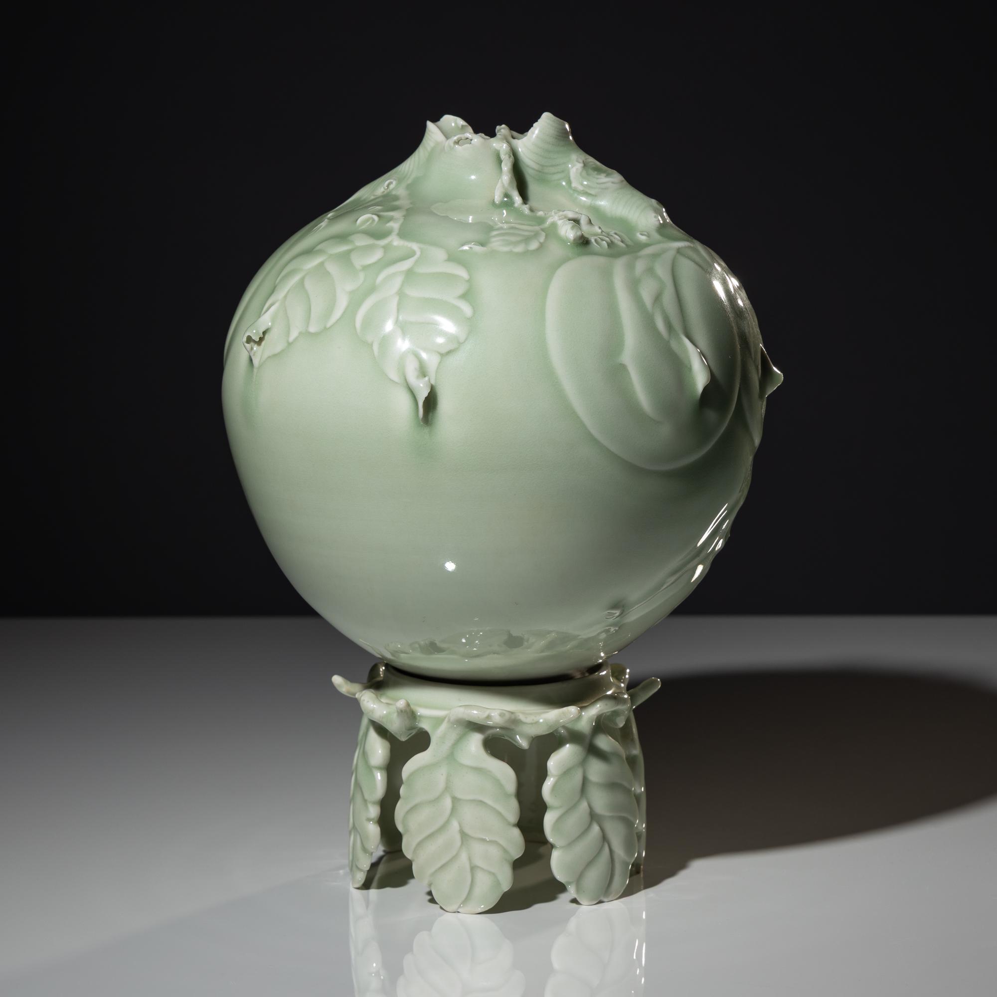 Celadon vessel on stand, 1992