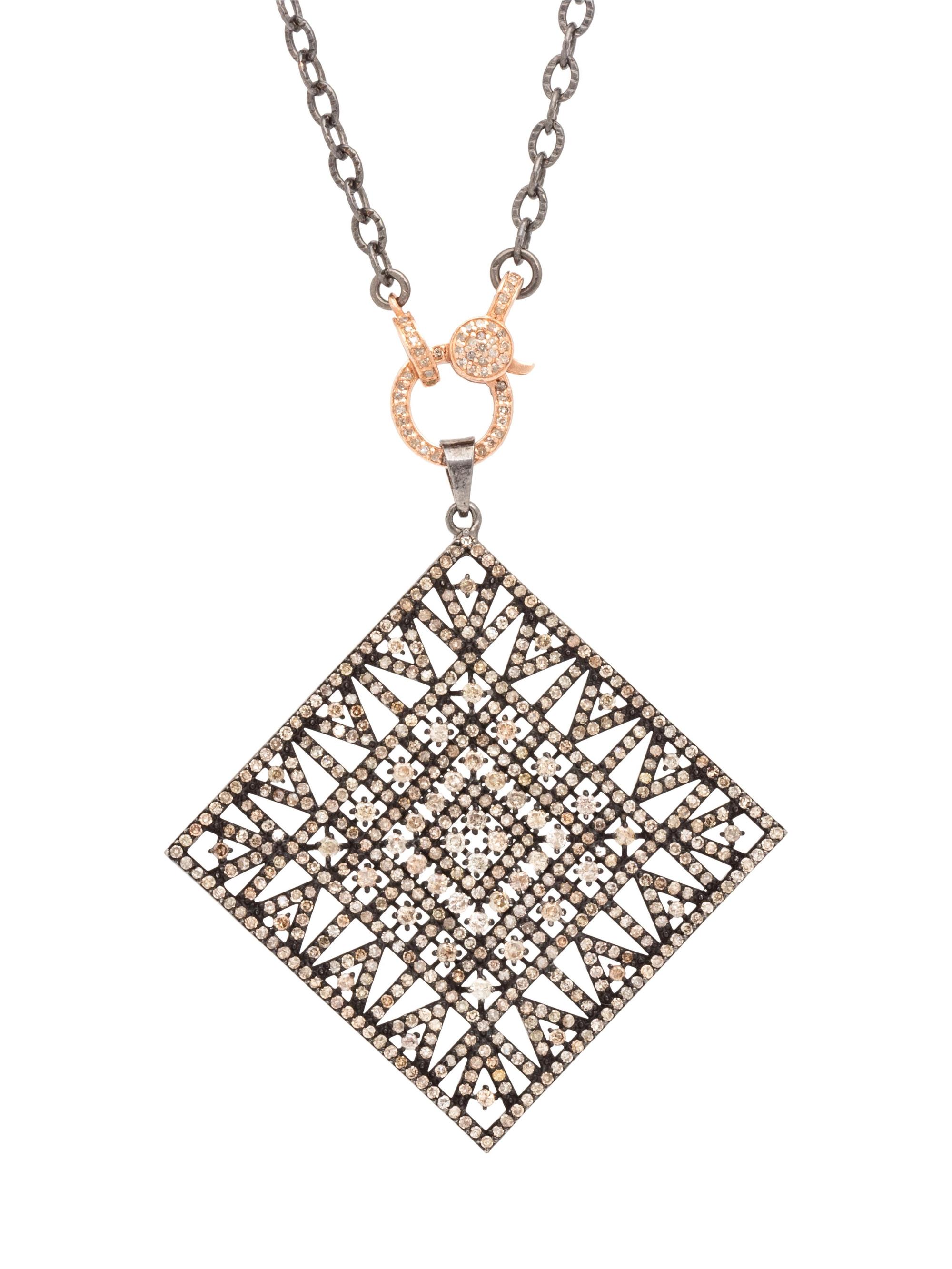COLORED DIAMOND AND DIAMOND PENDANT/NECKLACE