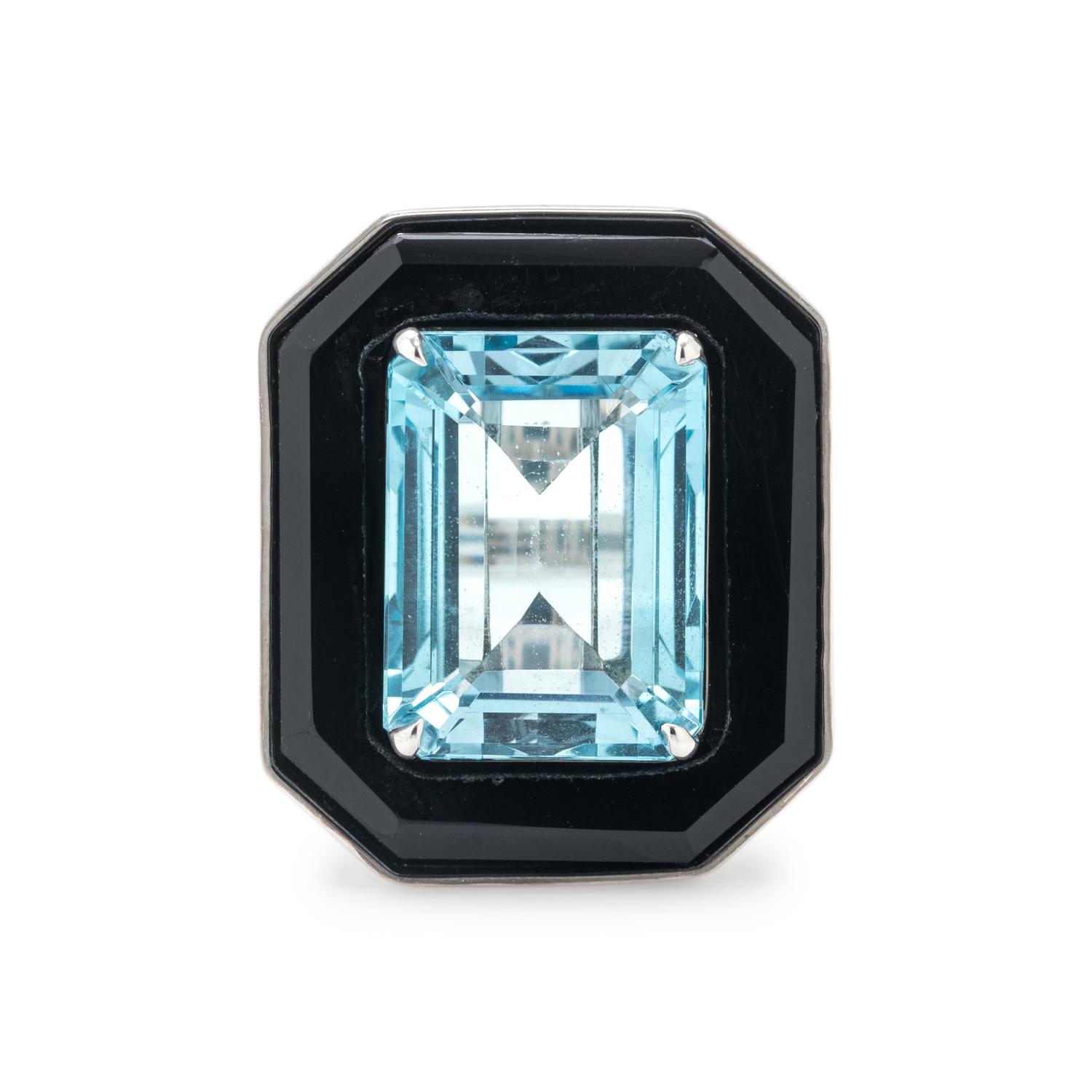 BLUE TOPAZ AND ONYX RING