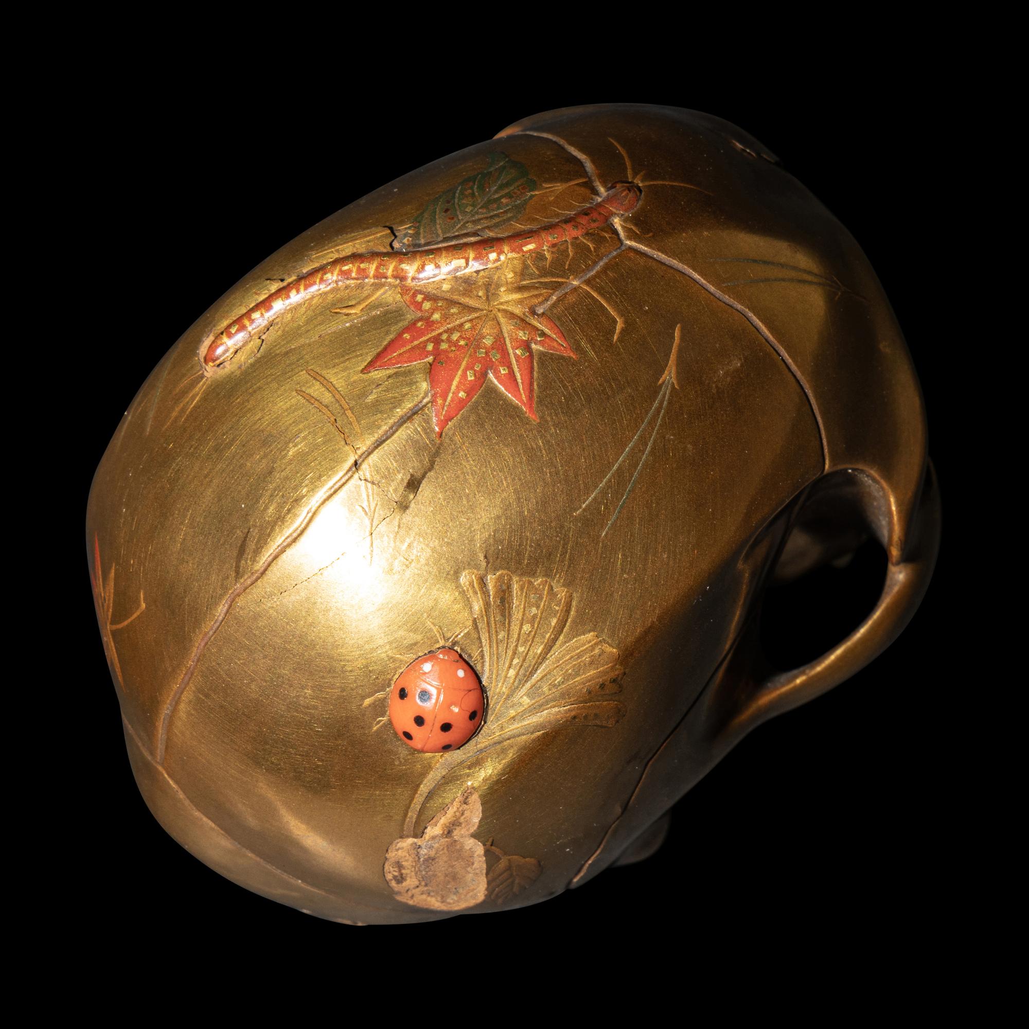A Japanese Gold Lacquered Skull Okimono, Meiji Period, Meiji Period 日本明治時代 '溪崖'款頭骨式置物