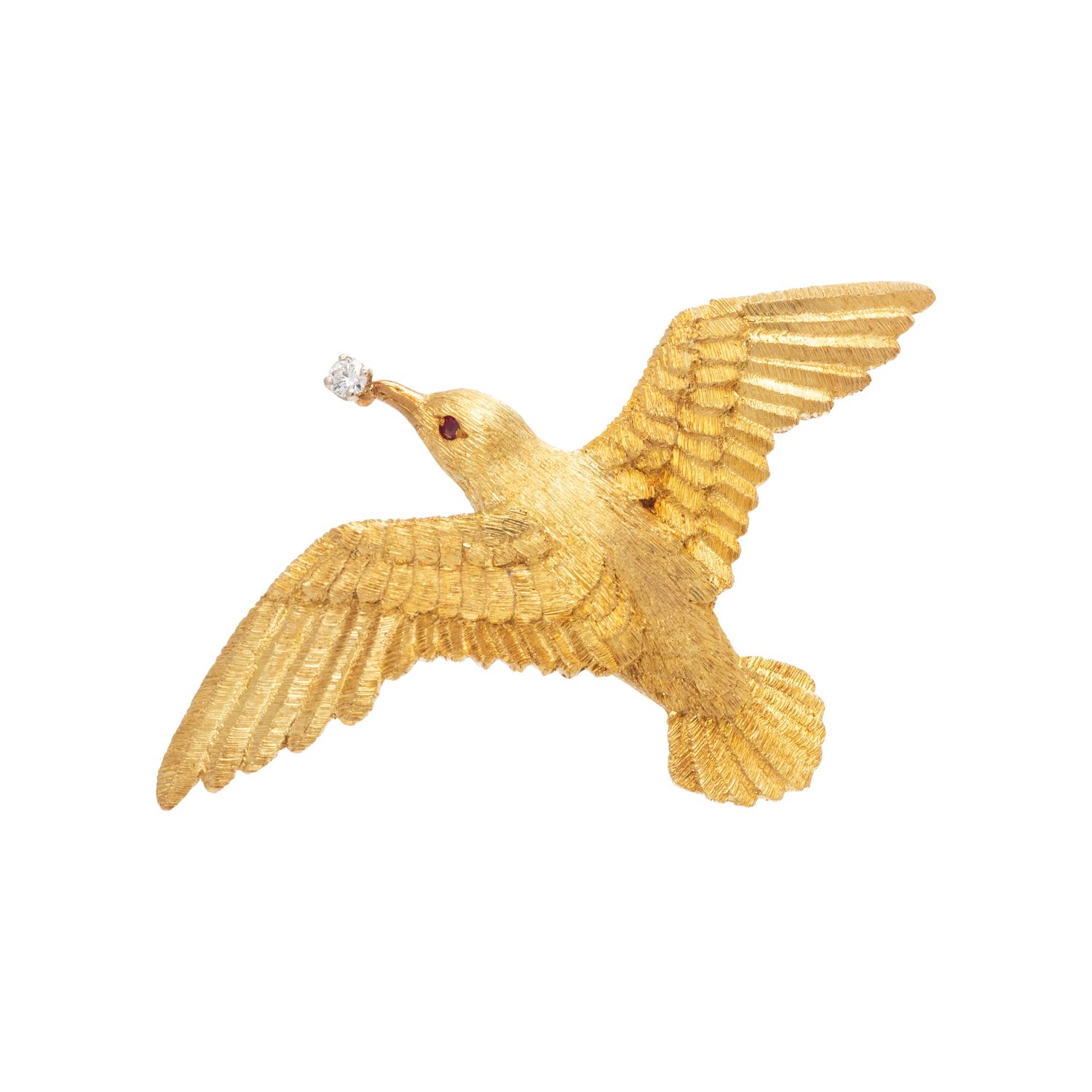 YELLOW GOLD AND DIAMOND BIRD BROOCH