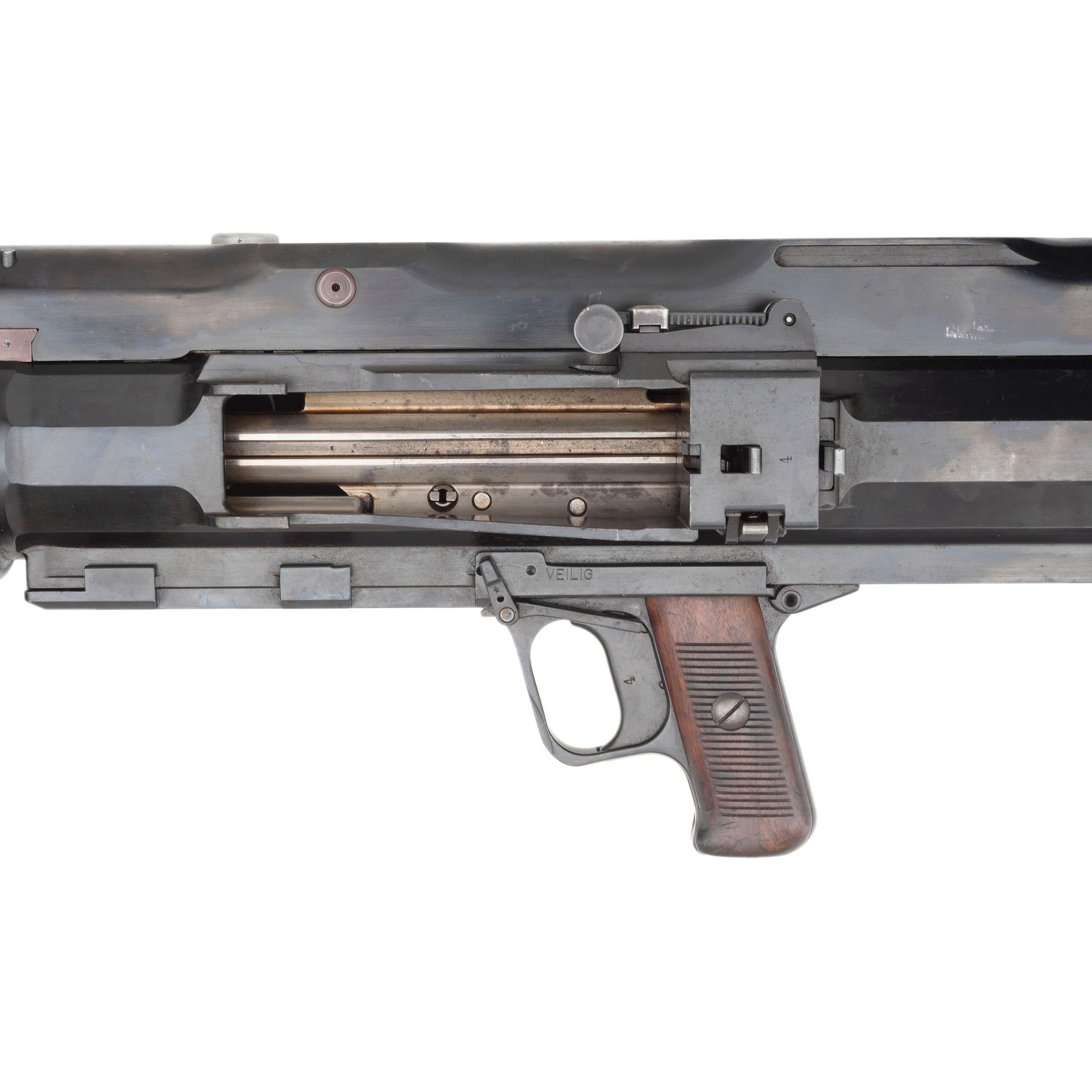 ***Finnish Issued Solothurn S18-100 (S18-154) Antitank Rifle 20mm with Spare Barrel and Crate