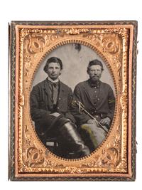 [CIVIL WAR]. Quarter plate tintype of two Union soldiers including a double-armed cavalryman.