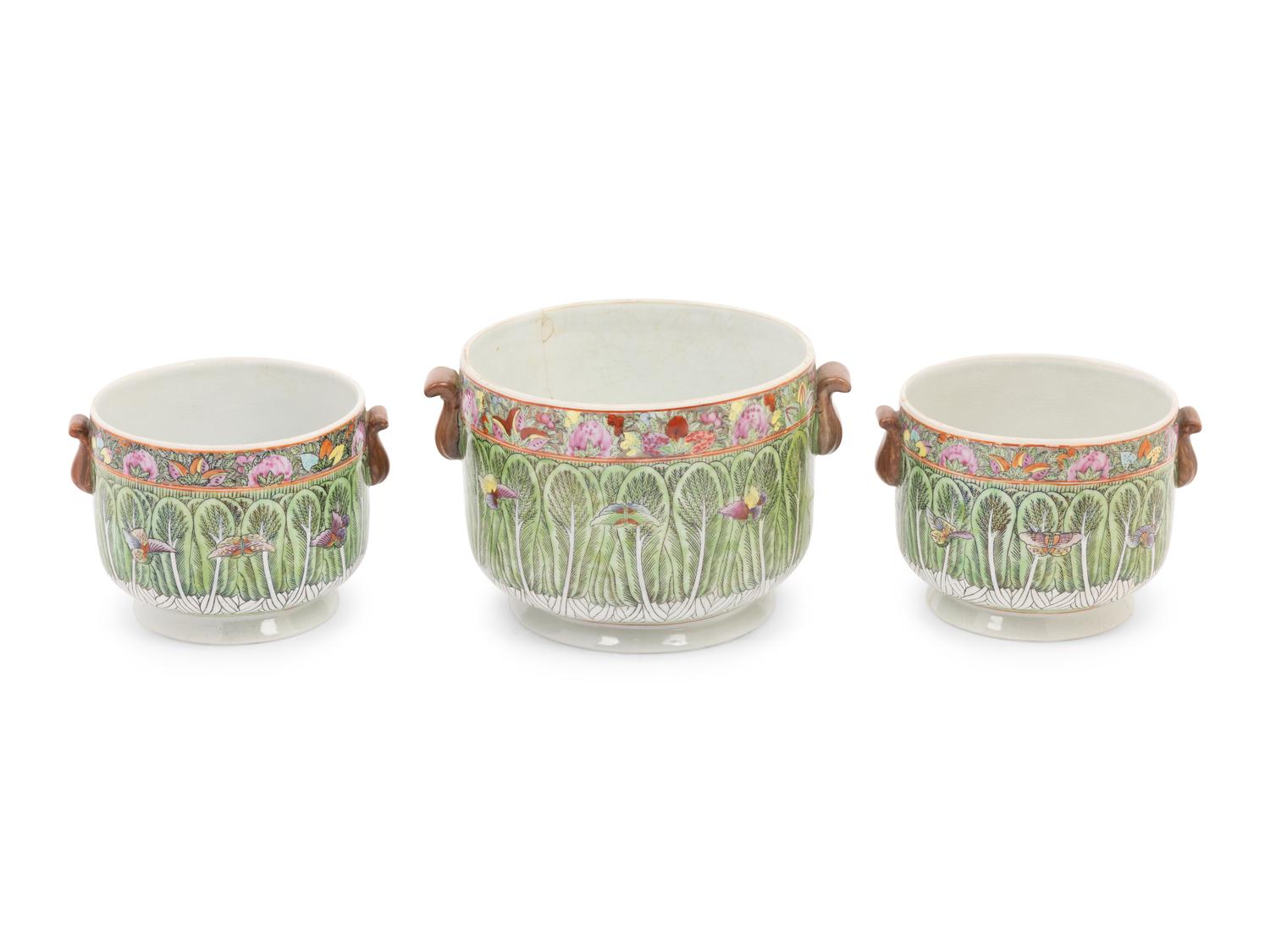 Three Chinese Export Porcelain Cache Pots