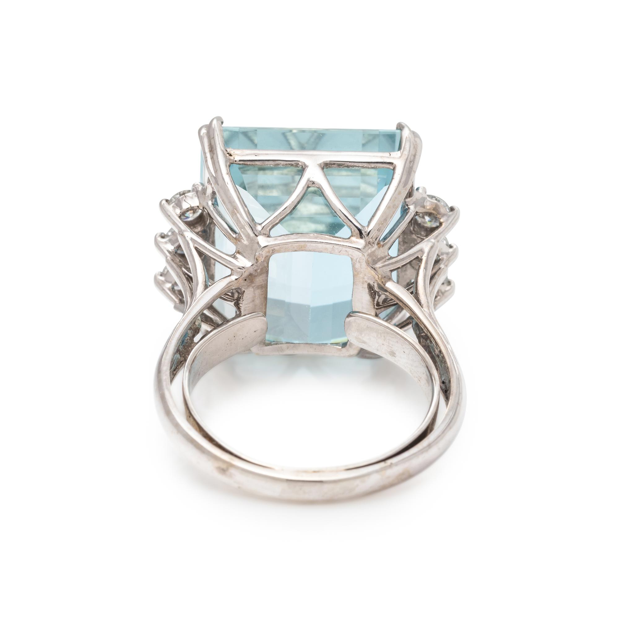 AQUAMARINE AND DIAMOND RING