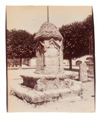 A pair of photographs depicting fountains ( Nantes - fontaine et Mairie, 1907; Provins ([vielle] fontaine [gothique]) , 1923)