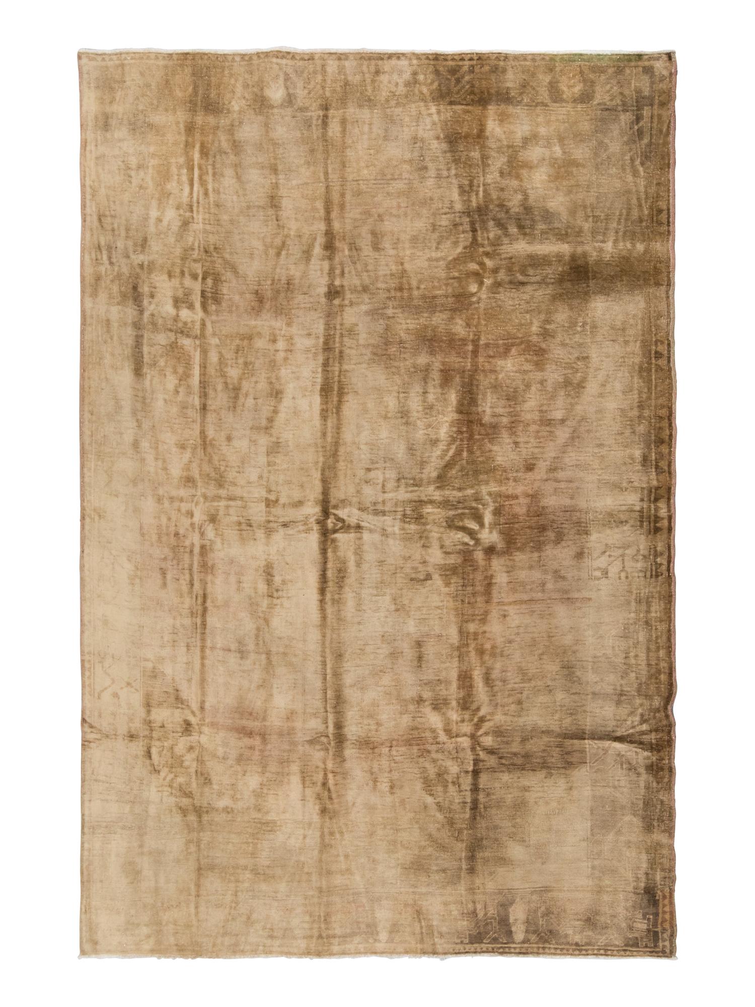 An Oushak Carpet