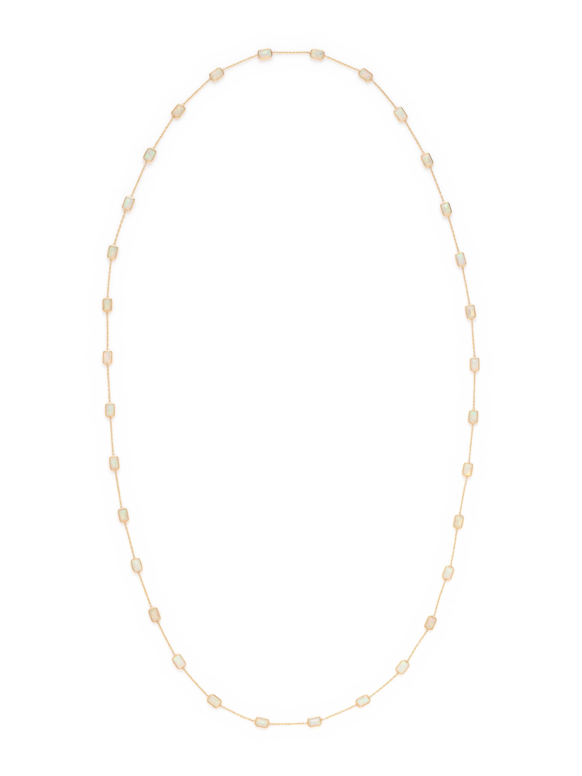 YELLOW GOLD AND OPAL NECKLACE