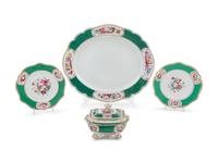A Chamberlain's Worcester Painted and Parcel Gilt Porcelain Dinner Service