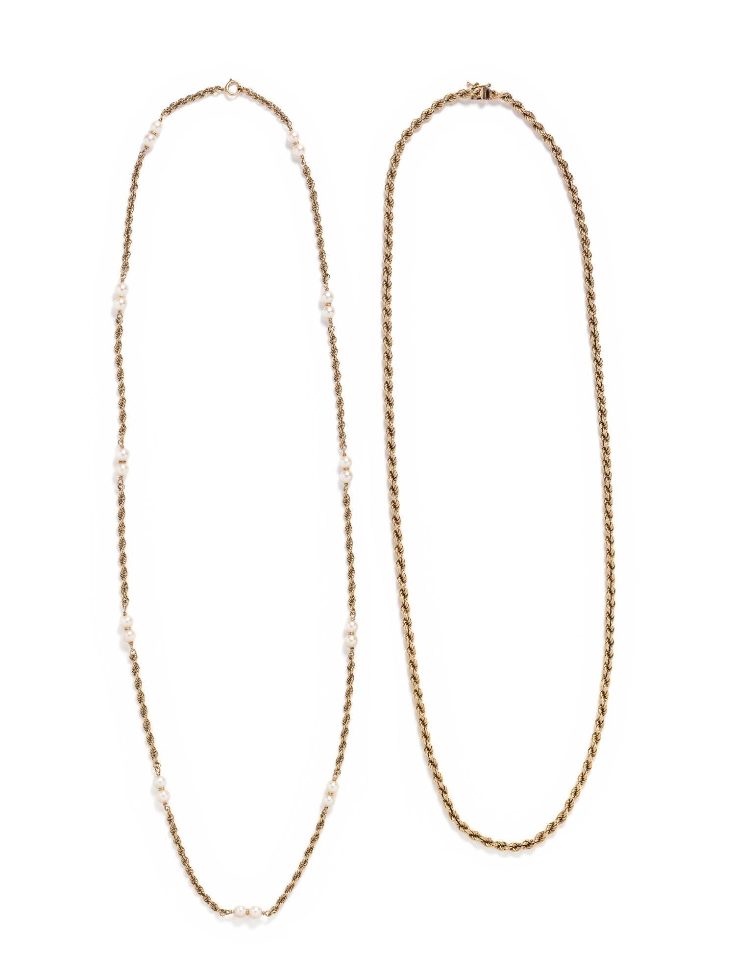 COLLECTION OF YELLOW GOLD NECKLACES
