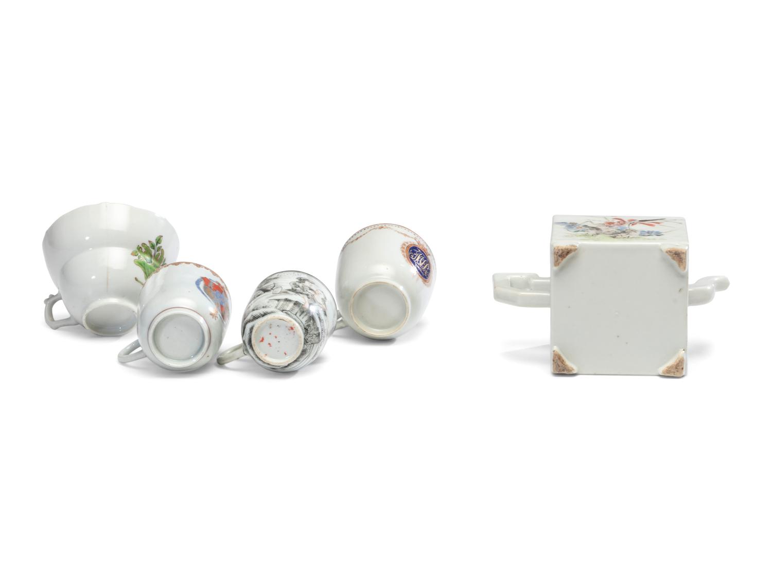 A Collection of Chinese Export Porcelain Articles