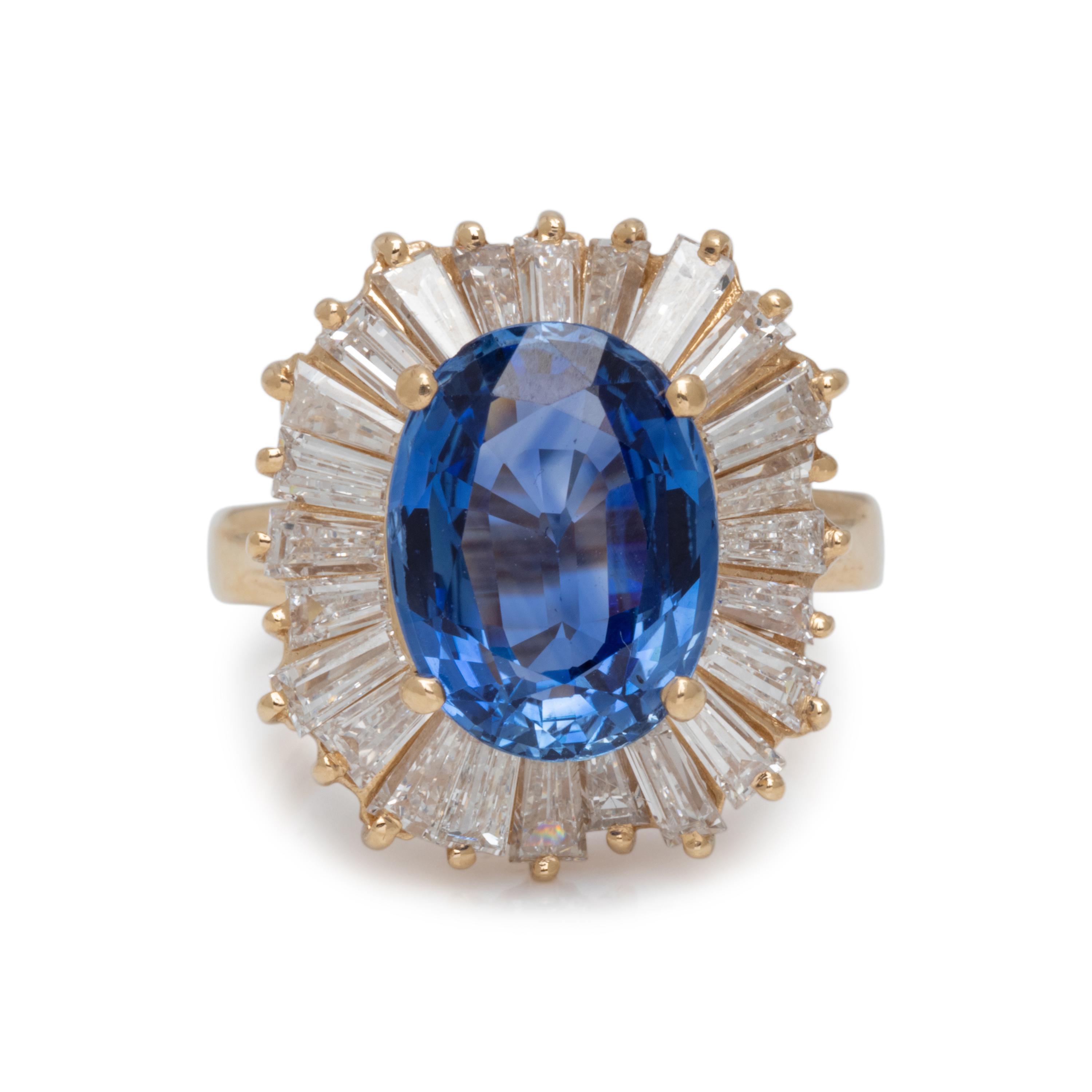 SAPPHIRE AND DIAMOND RING