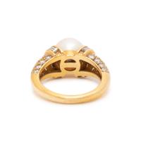 BVLGARI, YELLOW GOLD, CULTURED PEARL AND DIAMOND RING