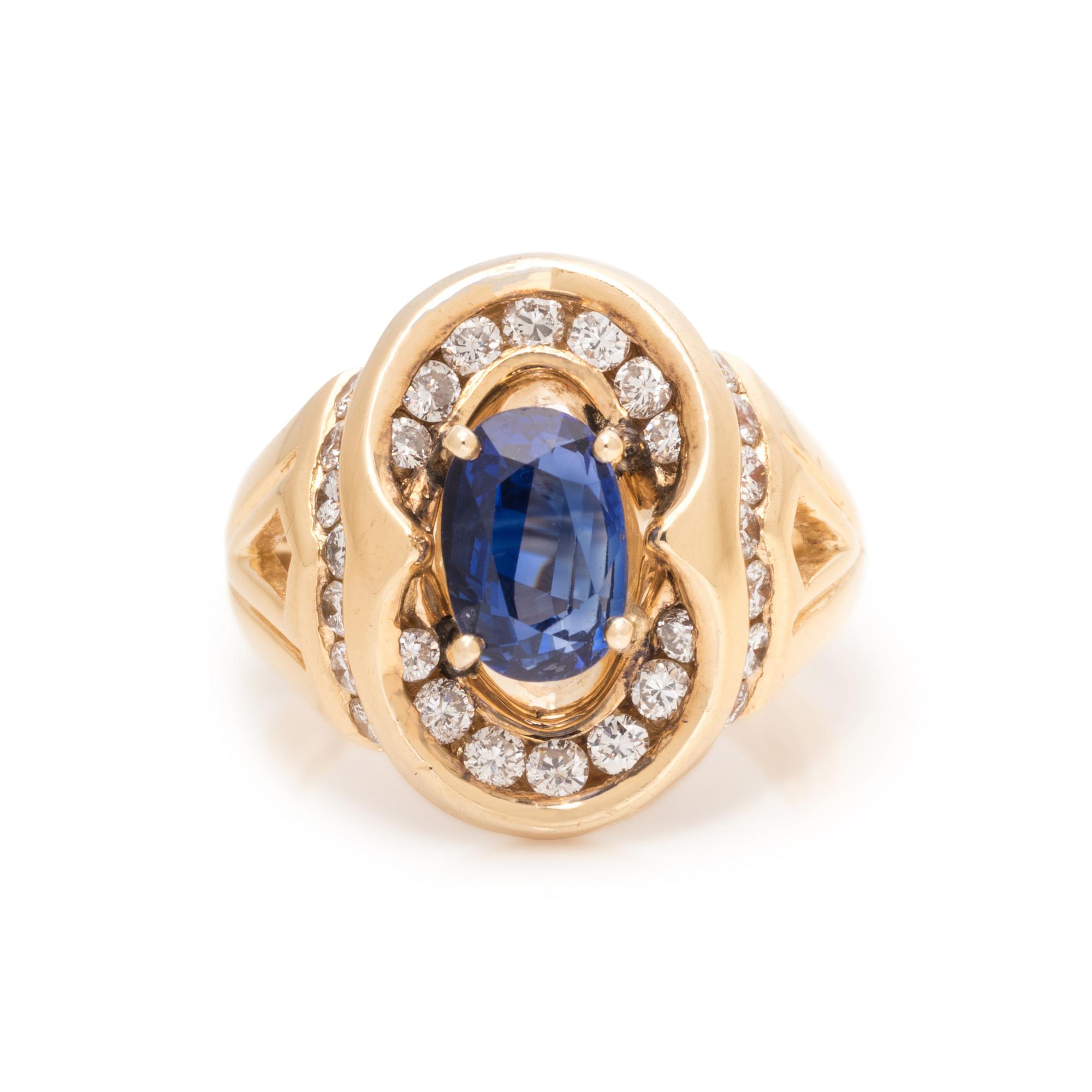 SAPPHIRE AND DIAMOND RING