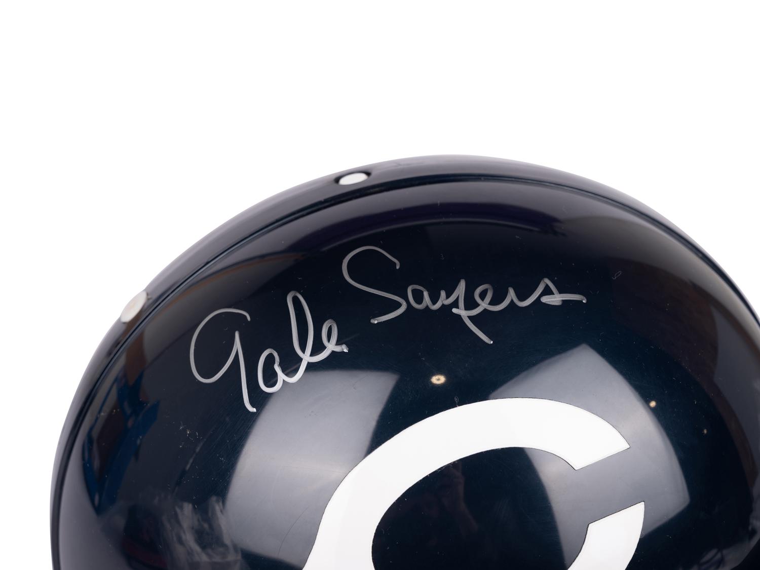 A Gale Sayers Signed Autograph Chicago Bears Throwback Football Helmet (Beckett Authentication Services BAS Certified),