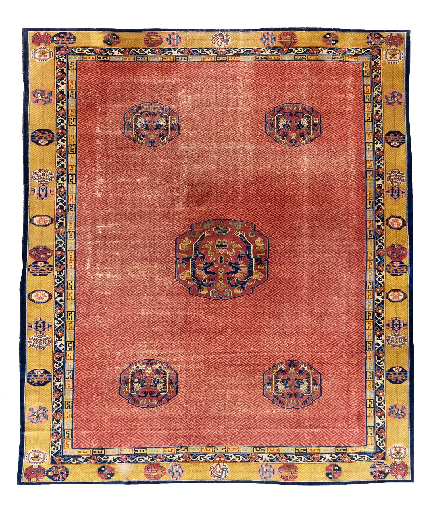 A Chinese Art Deco Rug — 20TH CENTURY